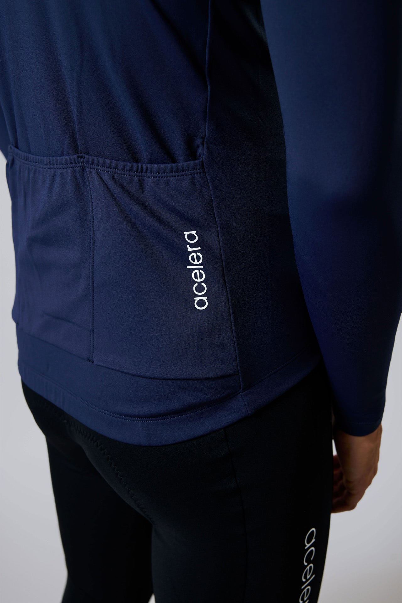 Heren Intermediate Fleeced Fietsshirt Lange Mouw Wielershirts Acelera.cc
