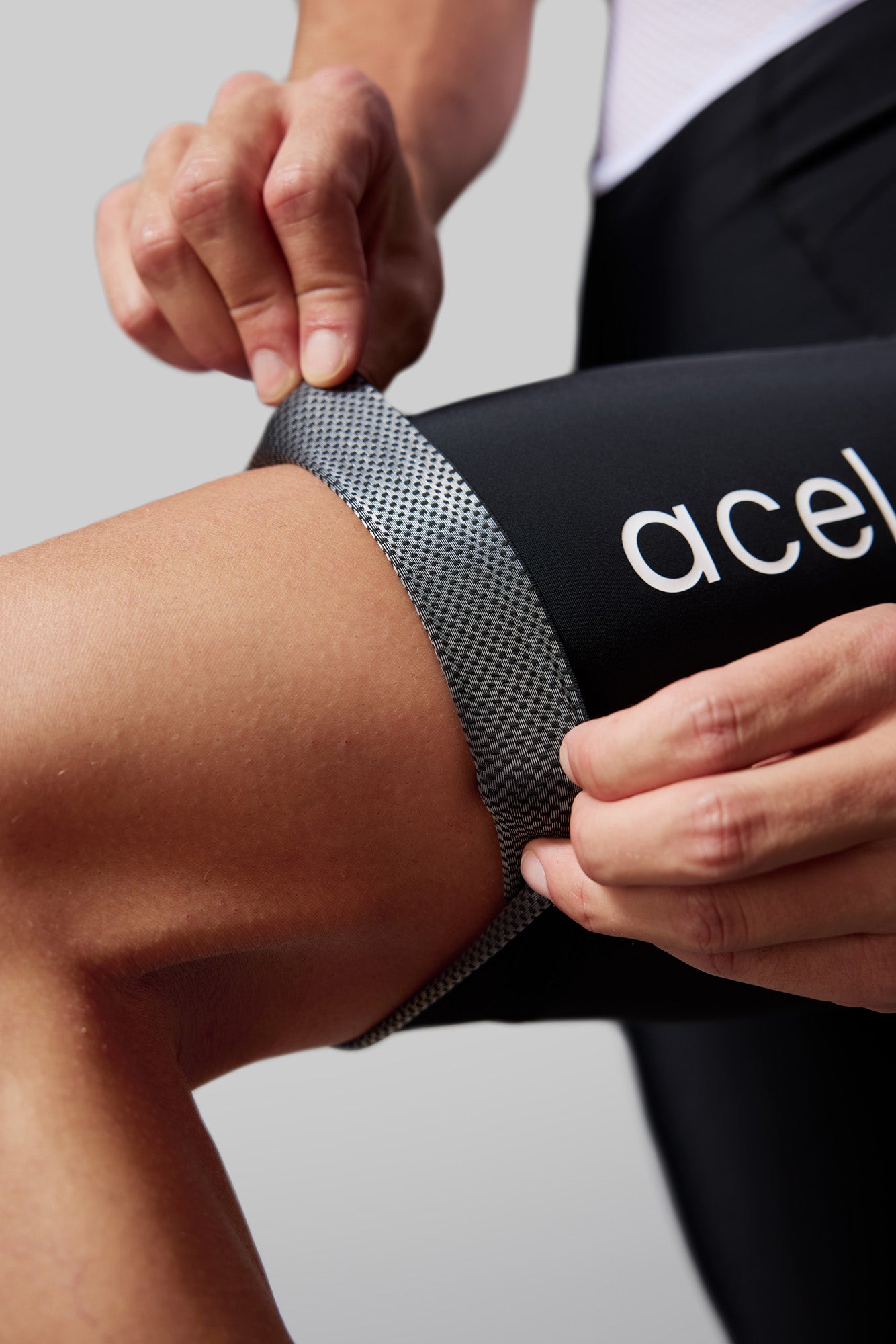 Acelera Herren Essential Radlerhose mit kurzem Detail