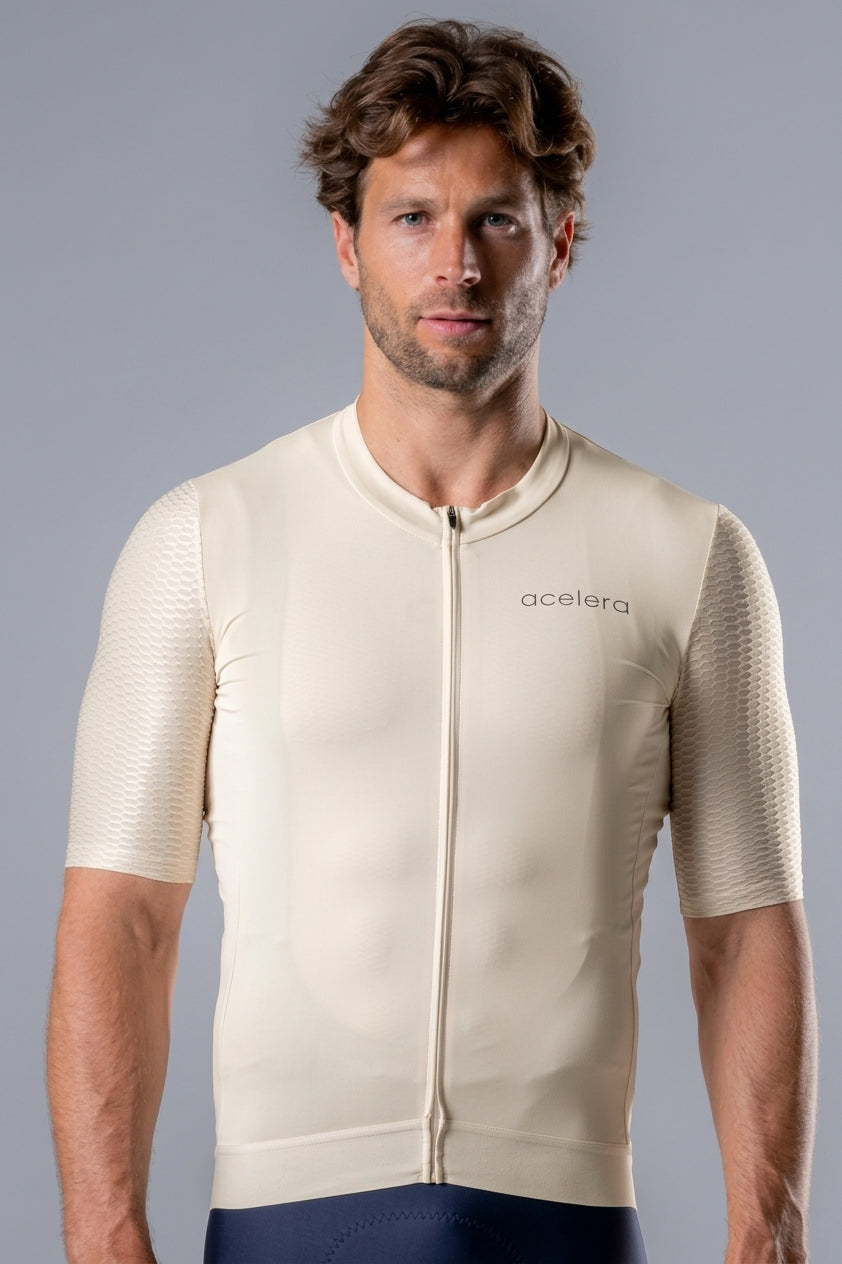 Acelera Men Intermediate cycling jersey Short Sleeve - Off-White Front View #Color_Off-White