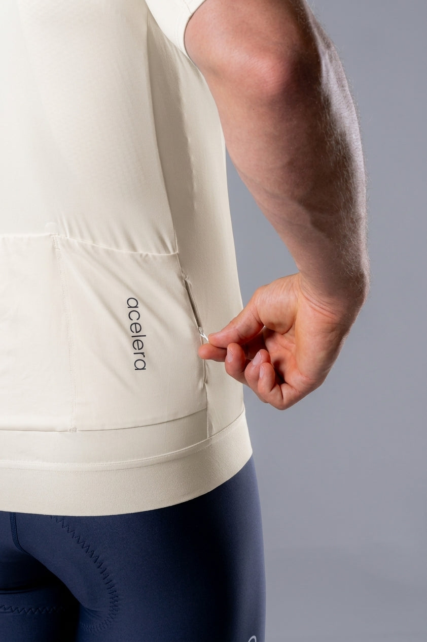 Acelera Men Intermediate cycling jersey Short Sleeve - Off-White Detail #Color_Off-White