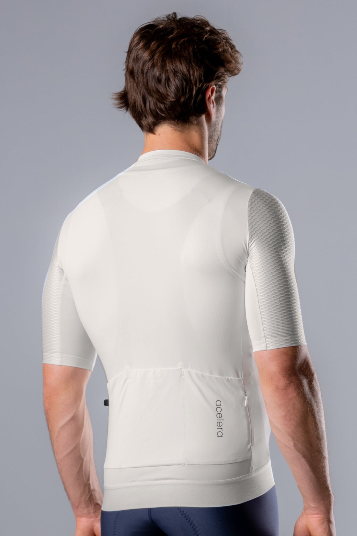 Acelera Men Intermediate cycling jersey Short Sleeve - Off-White Detail #Color_Off-White