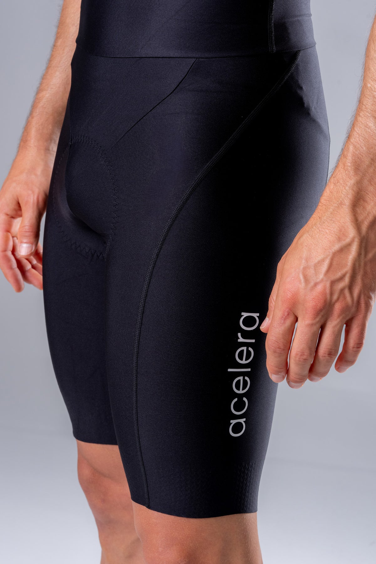 Acelera Men Intermediate Bib Shorts Detail