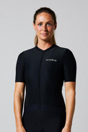 Acelera Dames Intermediate Fietsshirt Korte Mouw - Black Front View #Color_Black