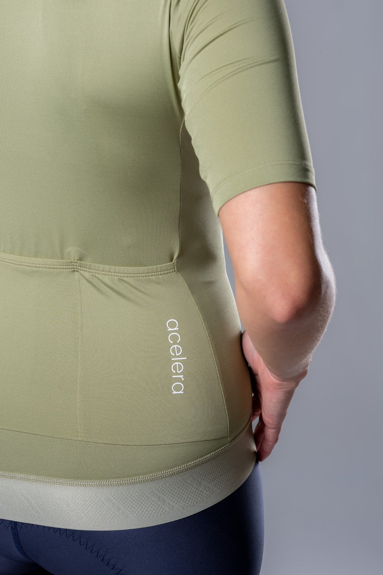 Acelera Dames Essential Fietsshirt Korte Mouw - Pistache Detail #Color_Pistache