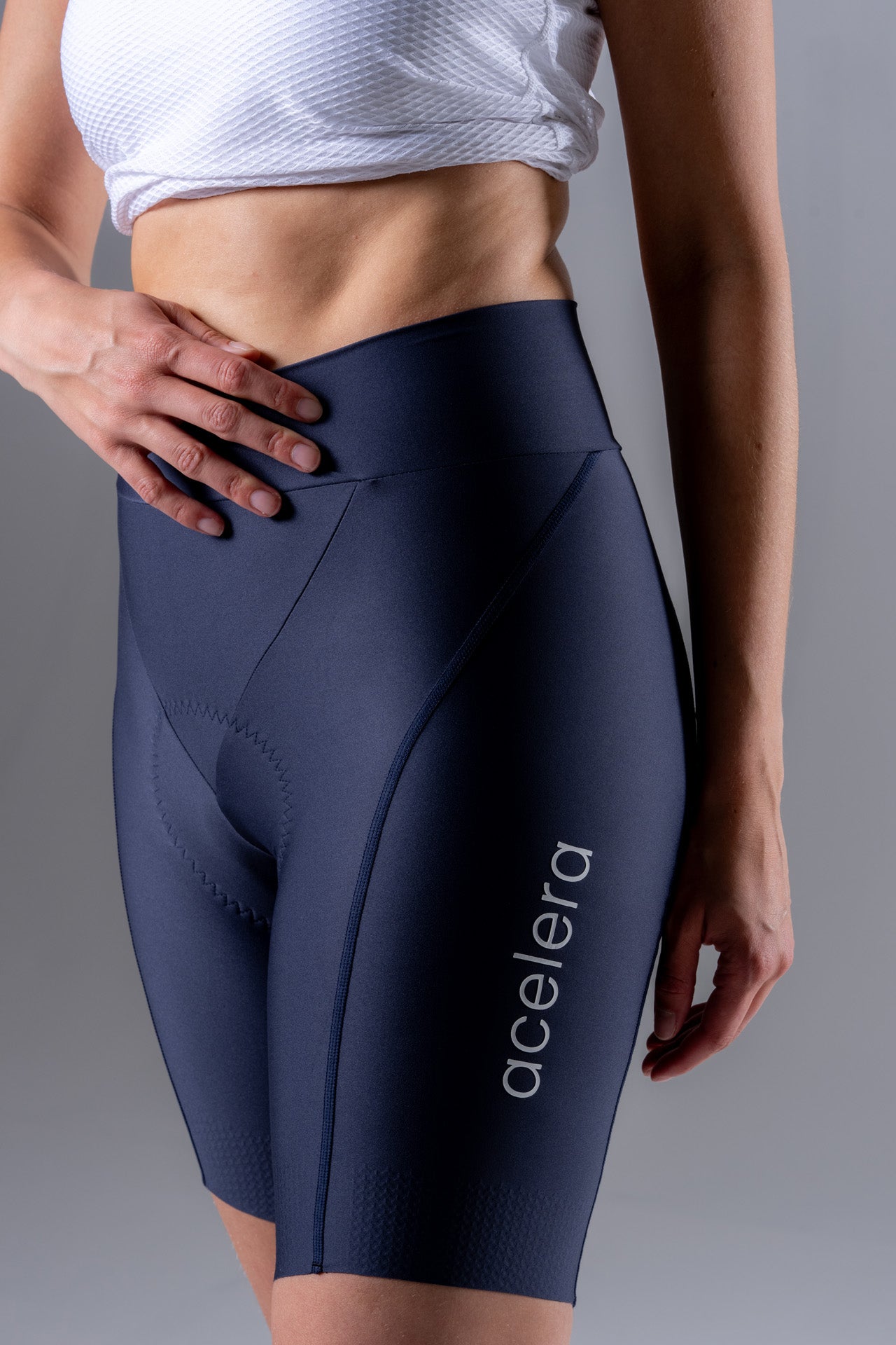 Acelera Dames Intermediate Fietsshort Slate Detail #Color_Slate